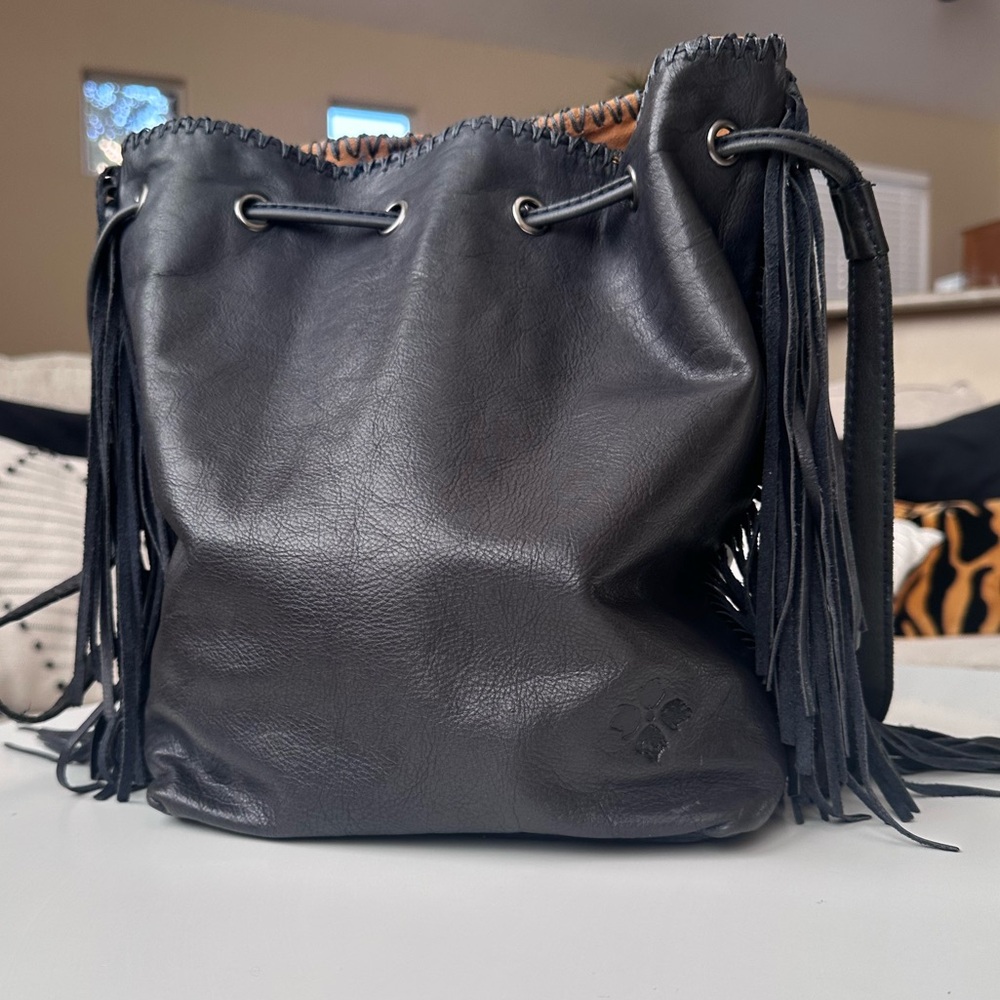 Patricia Nash Nicoletta Fringe Bucket Bag – Black Italian Leather